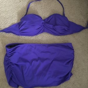 Victoria’s Secret 34D bandeau and skirted bottom L